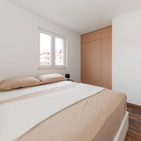Apartments 23 And 25 With Free Private Parking Zadar Exterior photo
